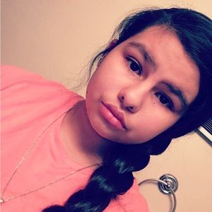 Meet your Posher, Abigail