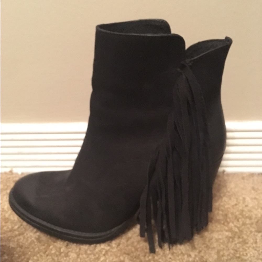 Trying to downsize on shoes