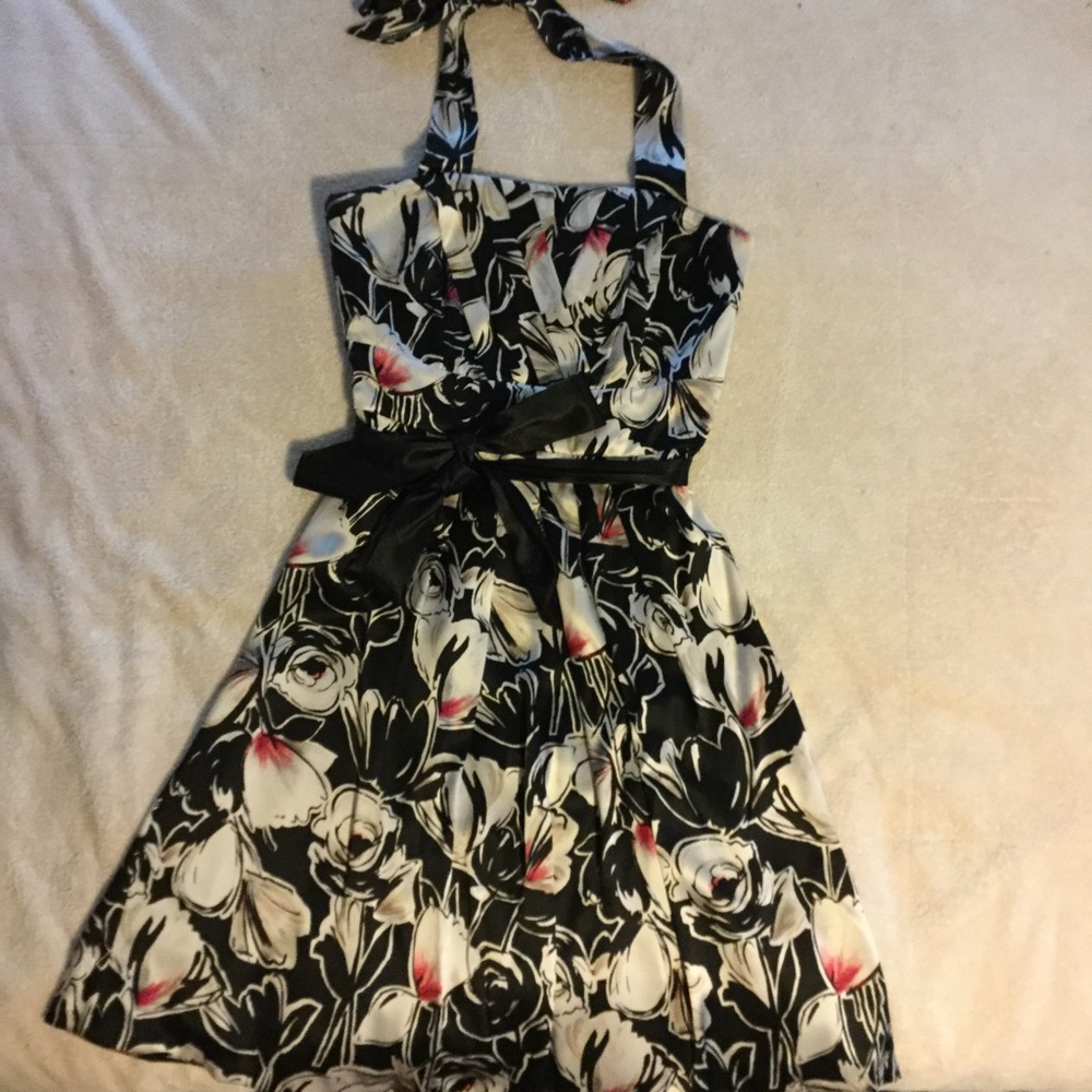 Halter dress