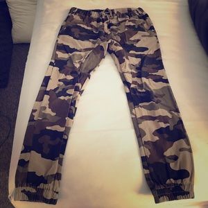 Camo pants