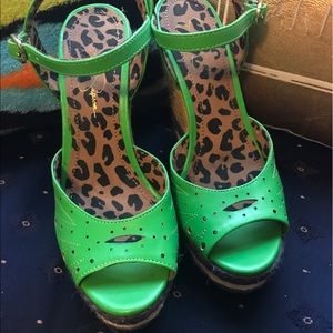 Jessica Simpson size 7.5 Platform Wedges