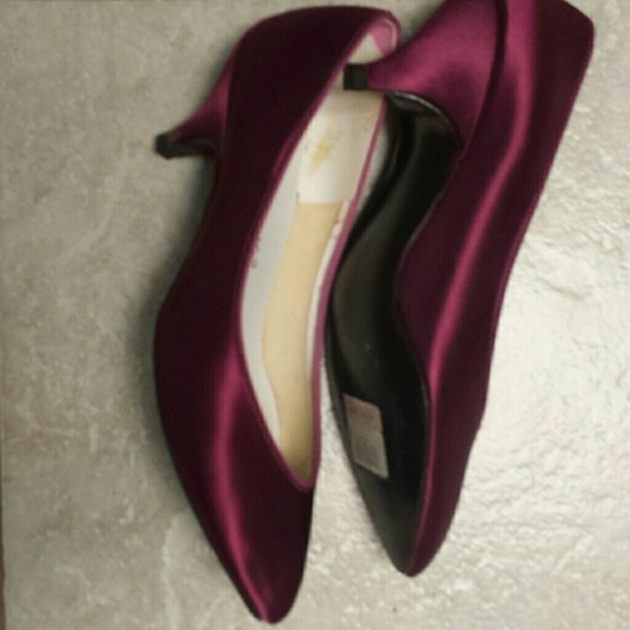 Shoes - Picture 3 of 3