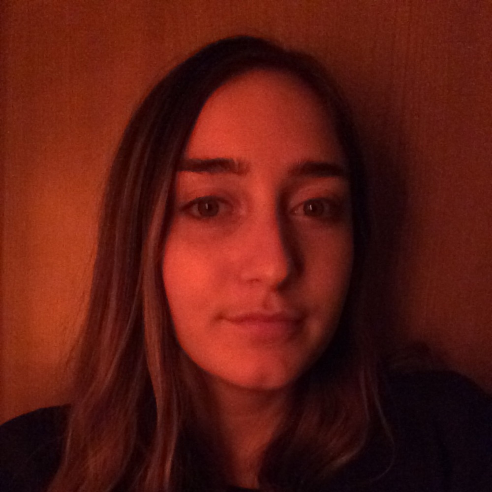 Meet your Posher, Claire