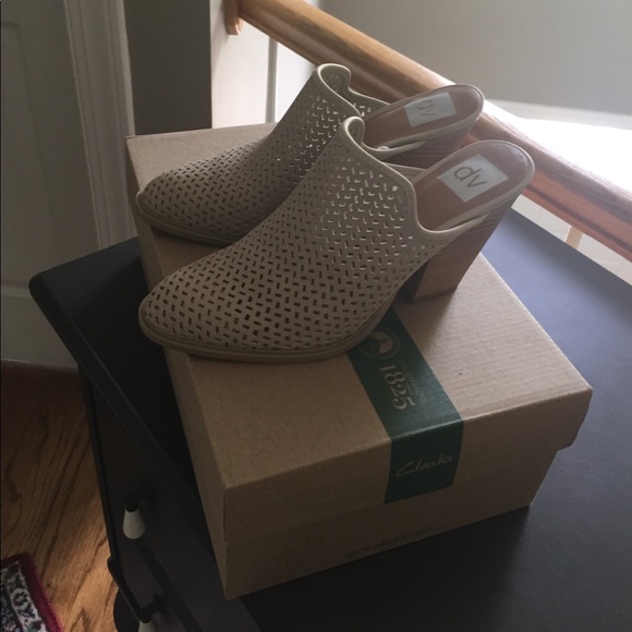 Shoes - Picture 3 of 3