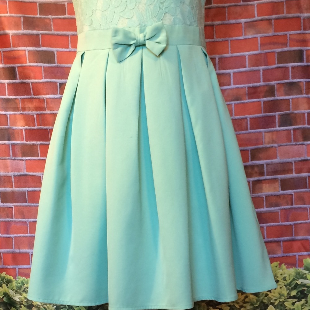 Alythea - Light blue lace bodice dress