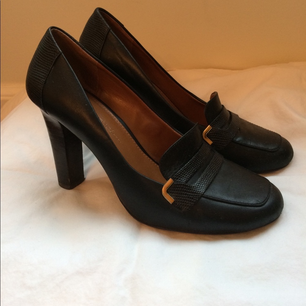 Banana republic pumps