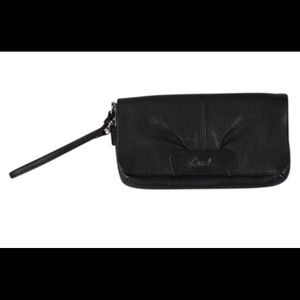 COACH - Leather Large Flap Black Wristlet
