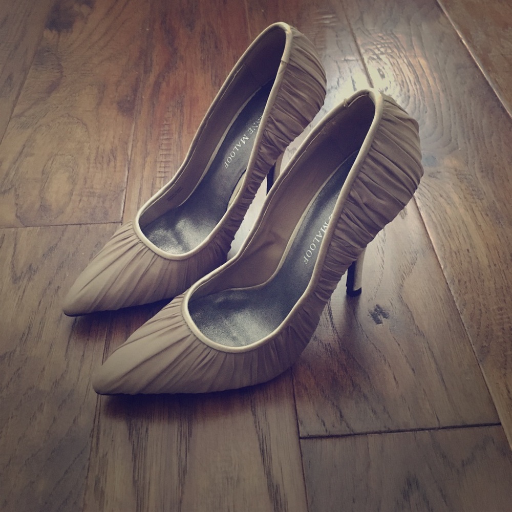 Adrienne Maloof nude heels