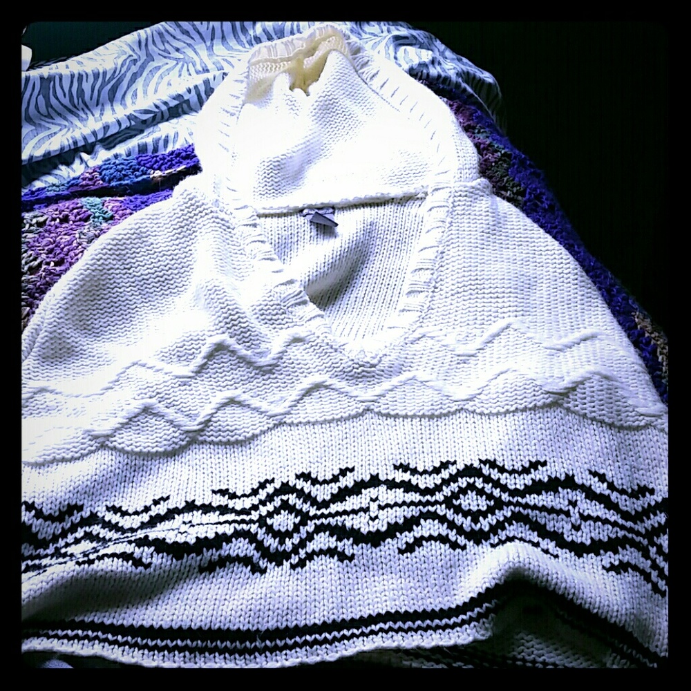 Short sweater
