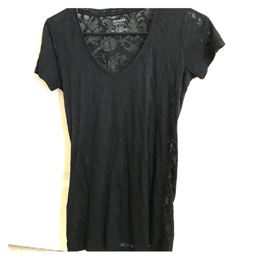 Express lace pattern v-neck