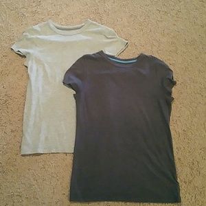 American Eagle ae favorite t in gray and blue