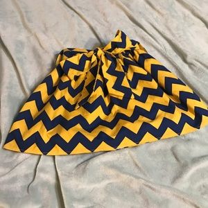 Trendy Ties skirt with belt. Size 4t