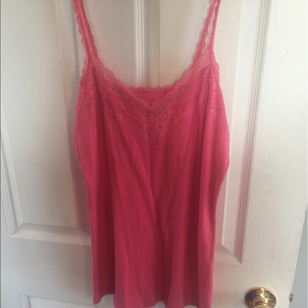 Pink tank