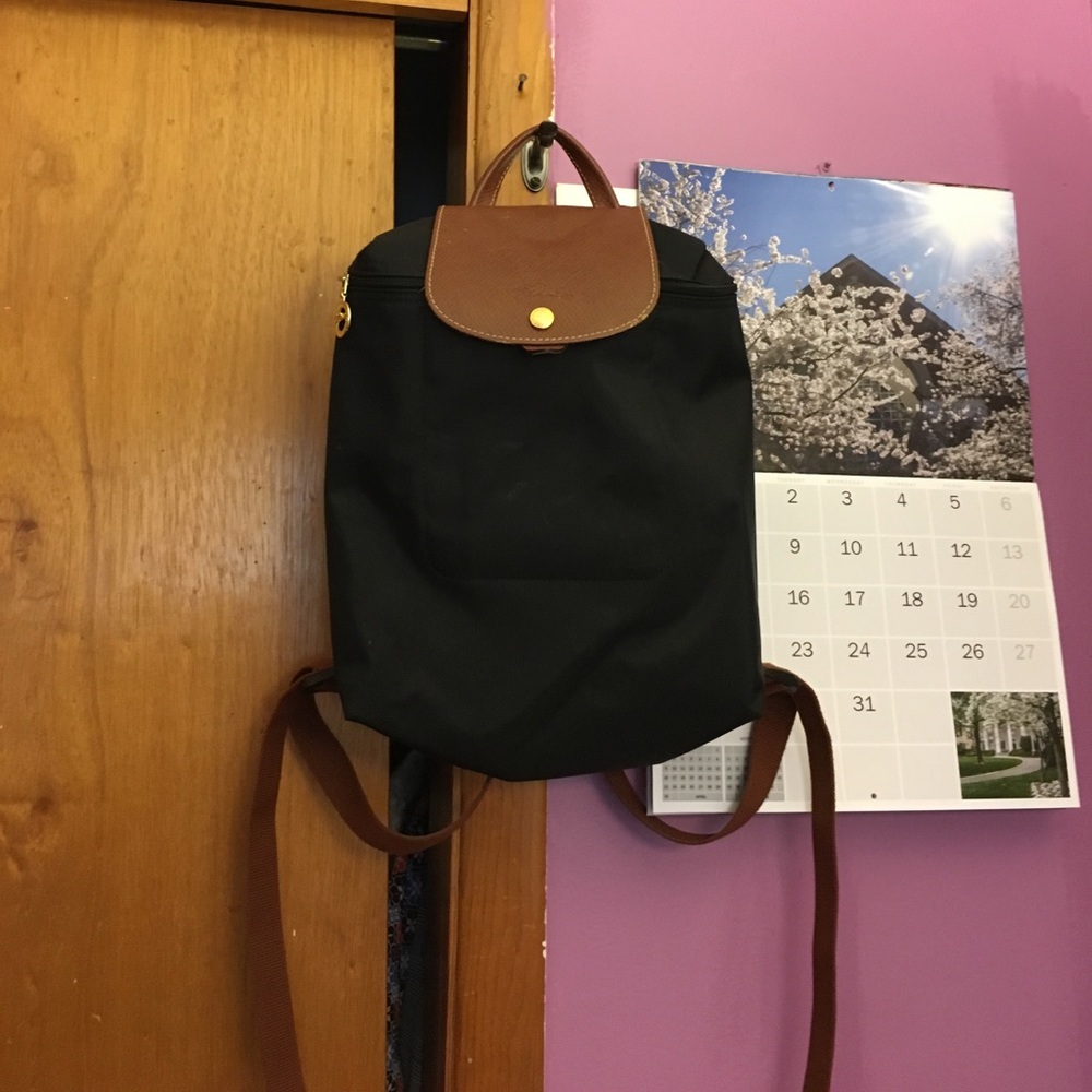 Longchamp Le pliage Backpack! (Black)