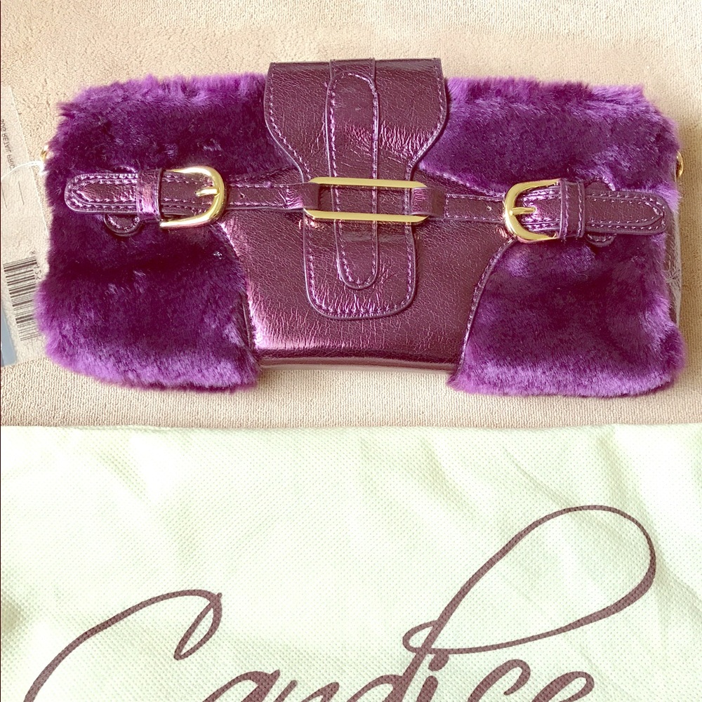 Candice- Purple furry clutch