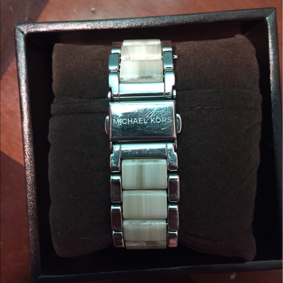 Michael Kors Silver Tone Watch main image 5