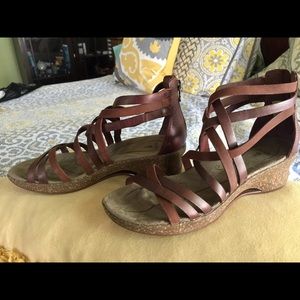 ANHU TROLLEY WEDGE SANDALS "NEVER WORN"