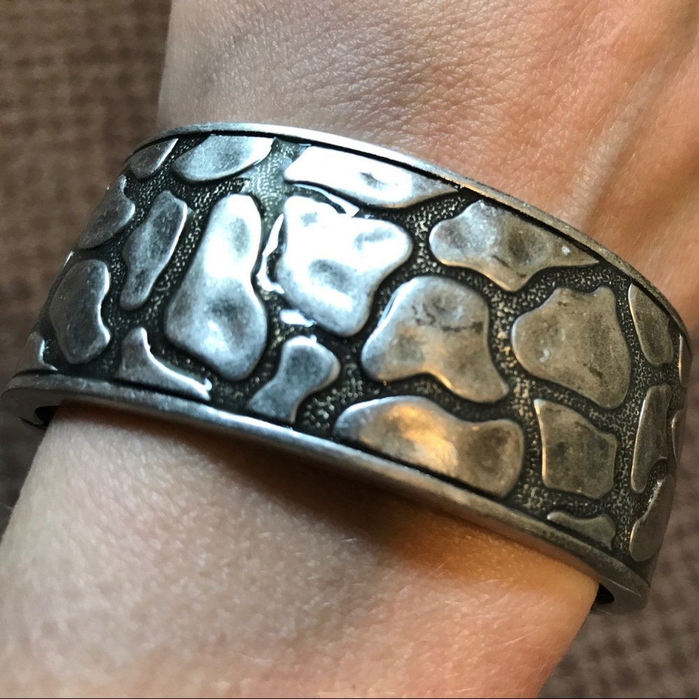 Premier Designs Cobblestone Bracelet