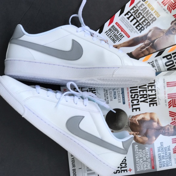 Nike Shoes - Court Majestic Nike WMNS