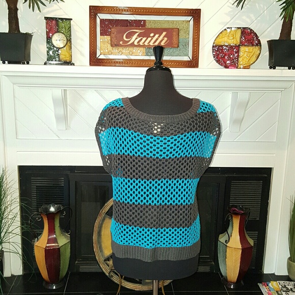 Arizona Jeans Co Open Knit Top - Picture 2 of 2