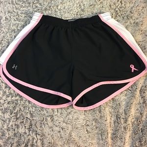 Under Armour Running Shorts Breast Cancer logo
