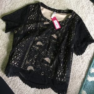 Black lace cute top!