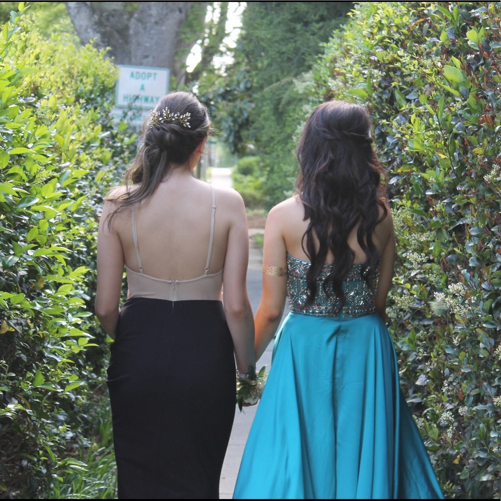 2017 Gold/Black Prom Dress - Picture 3 of 3