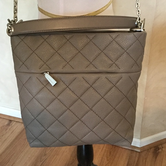 Michael Kors Bag - Picture 2 of 6