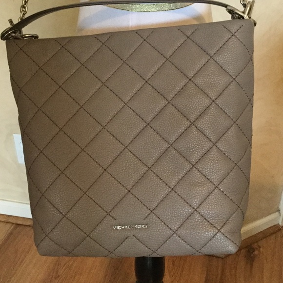 Michael Kors Bag - Picture 3 of 6