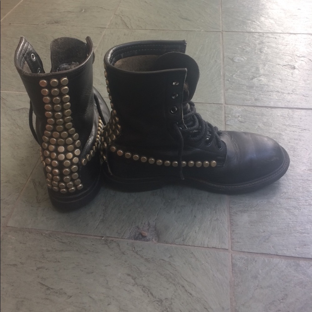 Vulcan studded Combat Boots size 8.5