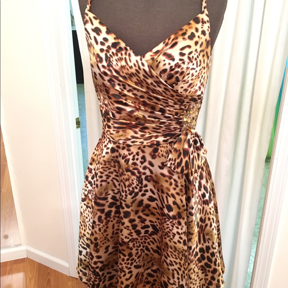 Short Homecoming/Prom/Cocktail dress sz 4