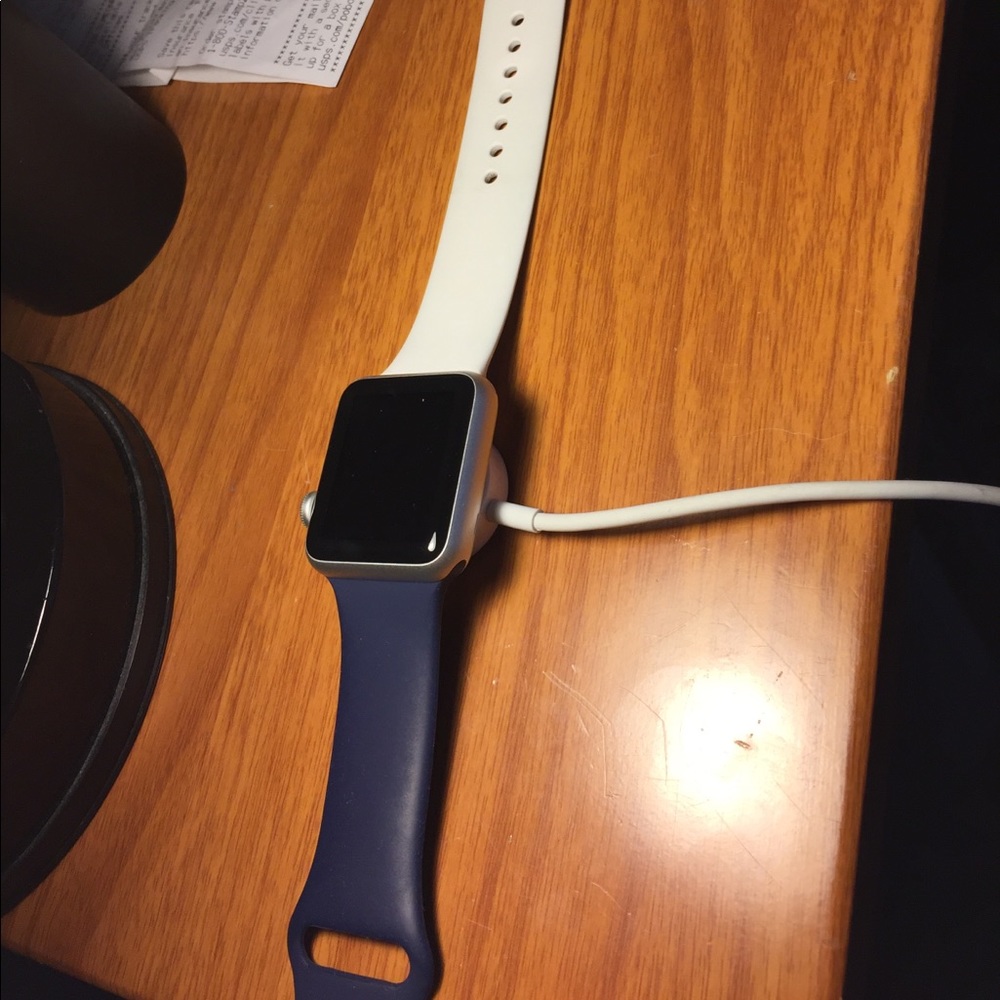 Silver Apple Watch Series 1