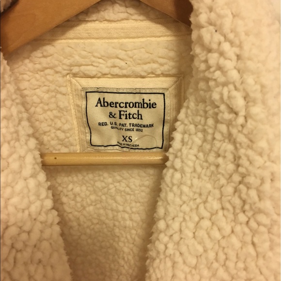 A&F white/ gray wool jacket - Picture 3 of 3