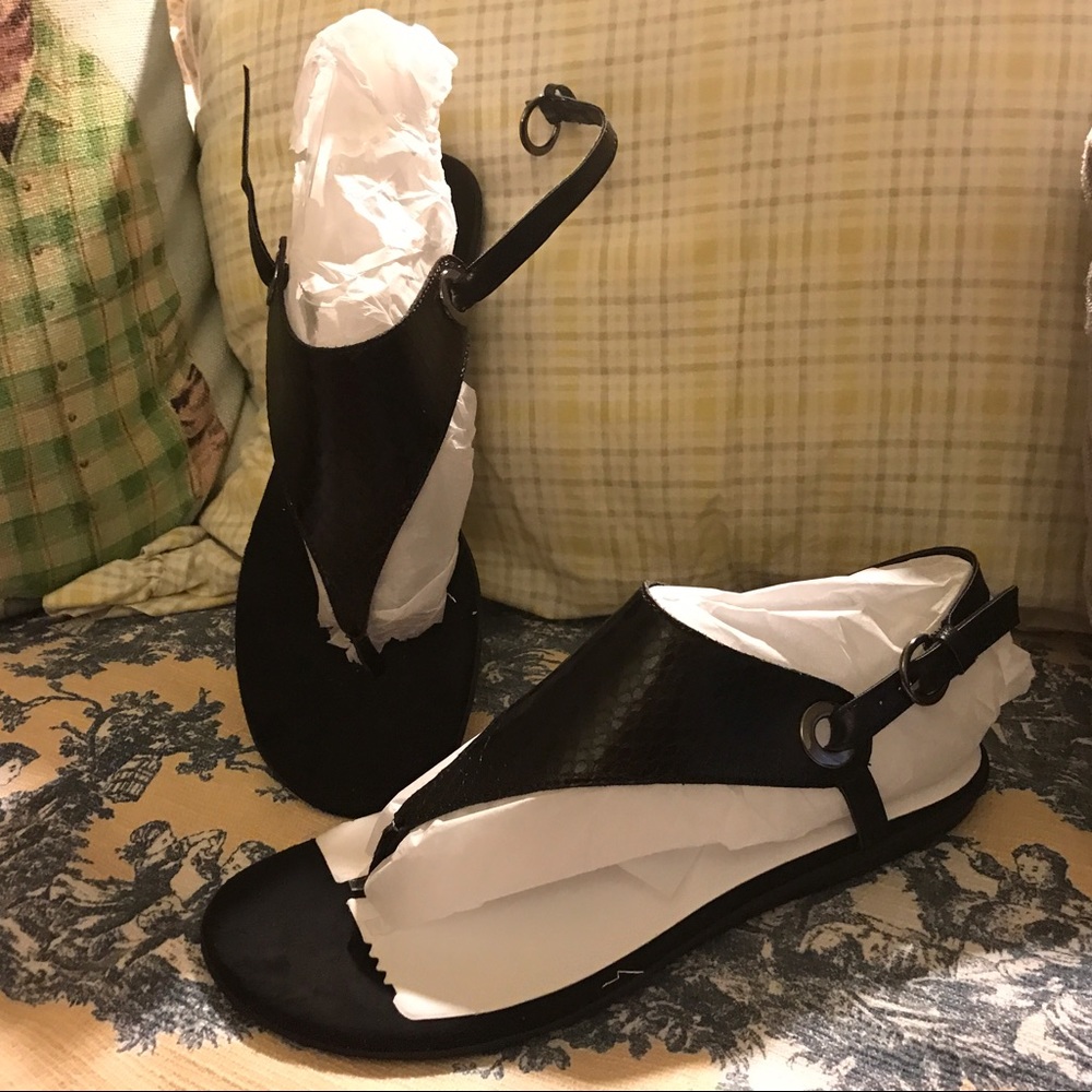 Woman's sandals