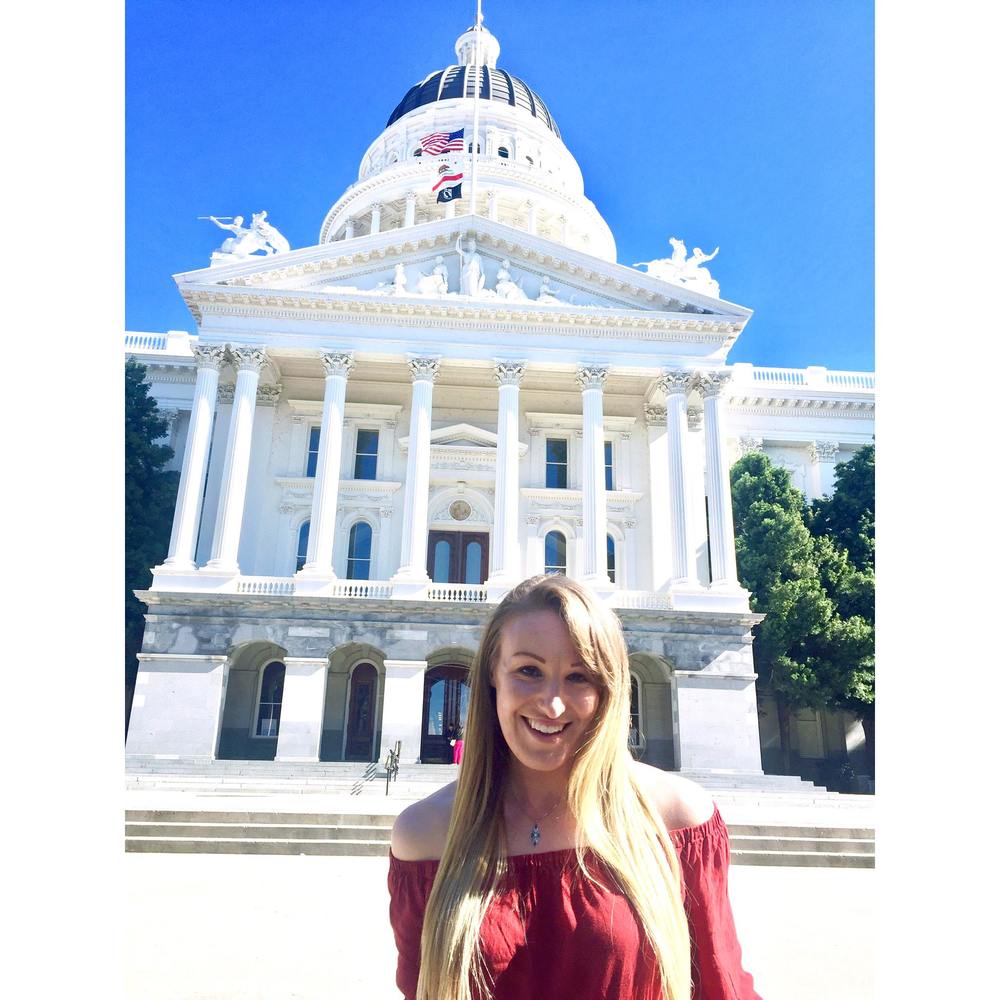 Meet your Posher, Kayla