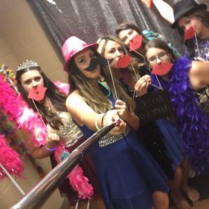 Meet your Posher, Avery