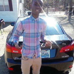 Meet your Posher, Dee