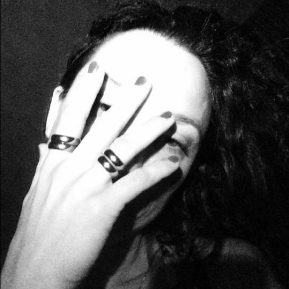 Meet your Posher, Alexandra - Picture 2 of 4