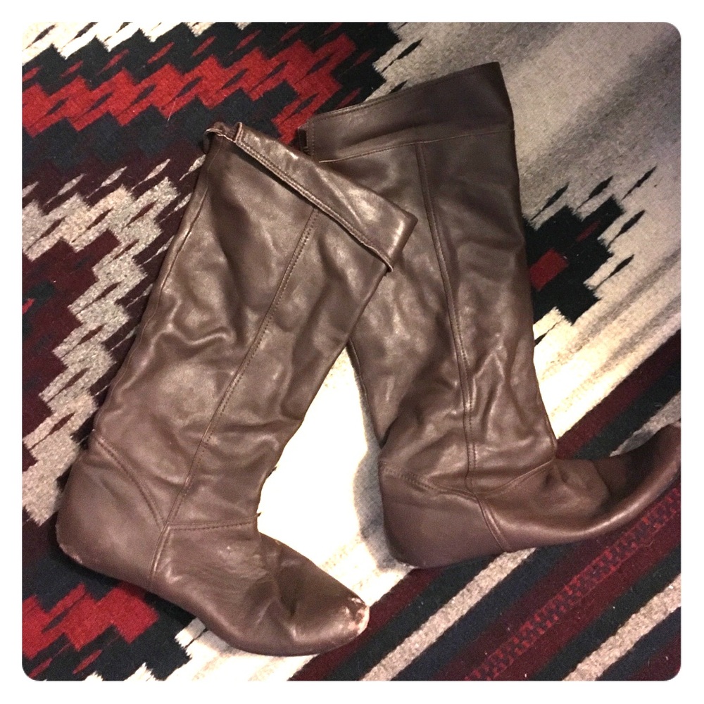 Tall chocolate brown genuine leather boots