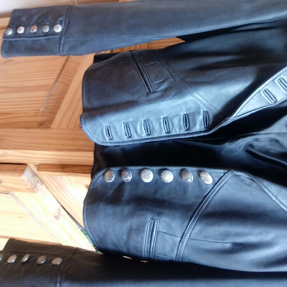 Leather jacketagain - Picture 6 of 7