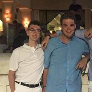 Meet your Posher, Evan