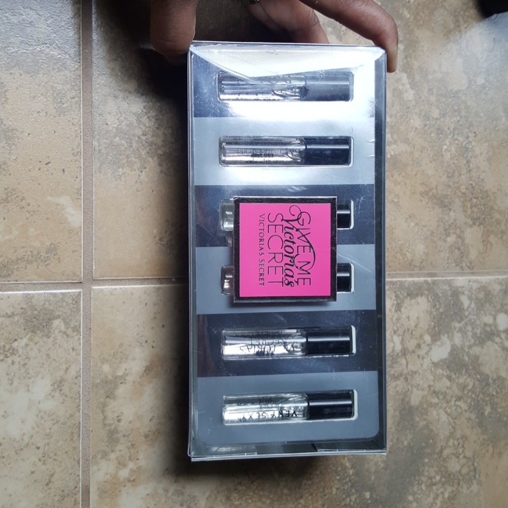 Victoria's secret sampler