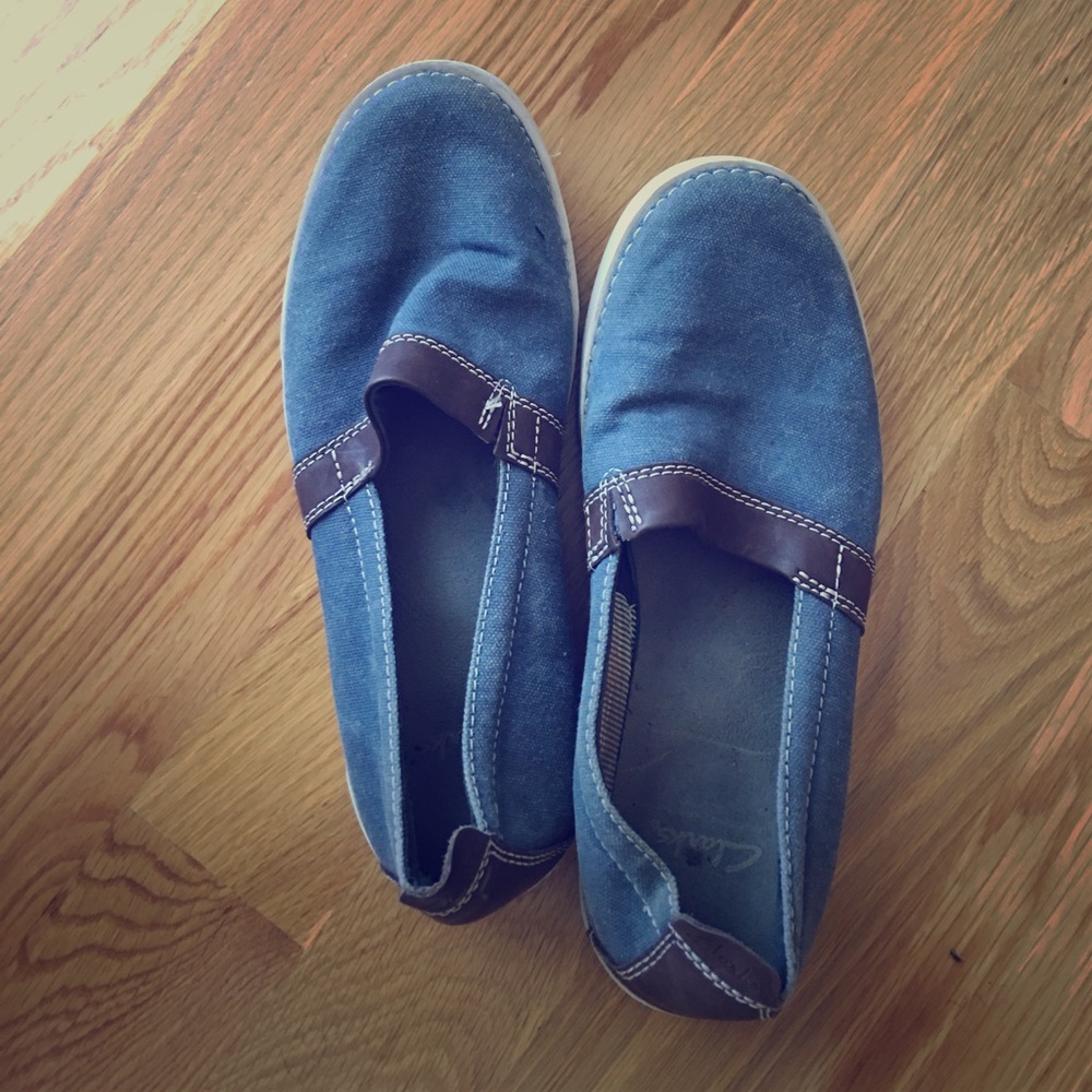 clarks shoes used