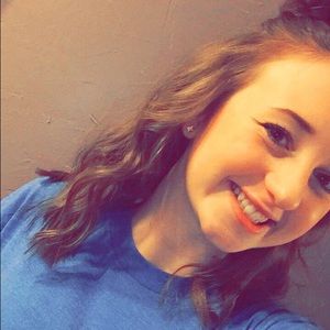 Meet your Posher, Jillian