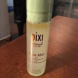 NEW PIXI GLOW MIST