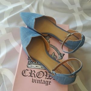 Crown Vintage Denim Brooke sandals.