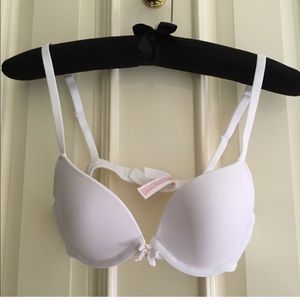 xhiliration white bra
