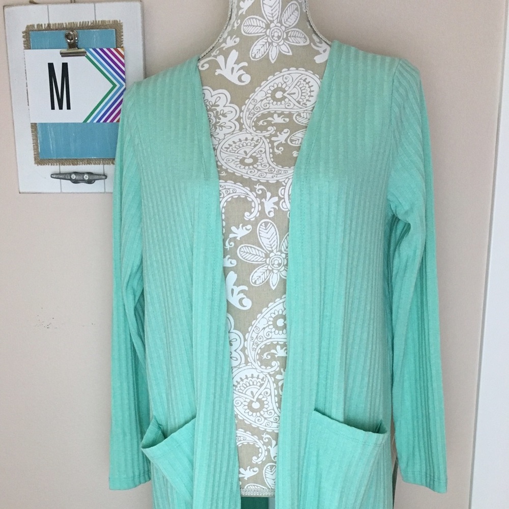 NWT LULAROE mint Sarah cardigan Medium