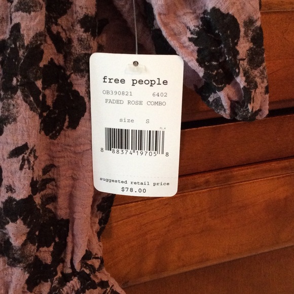 Free People off the shoulder top - Picture 2 of 2