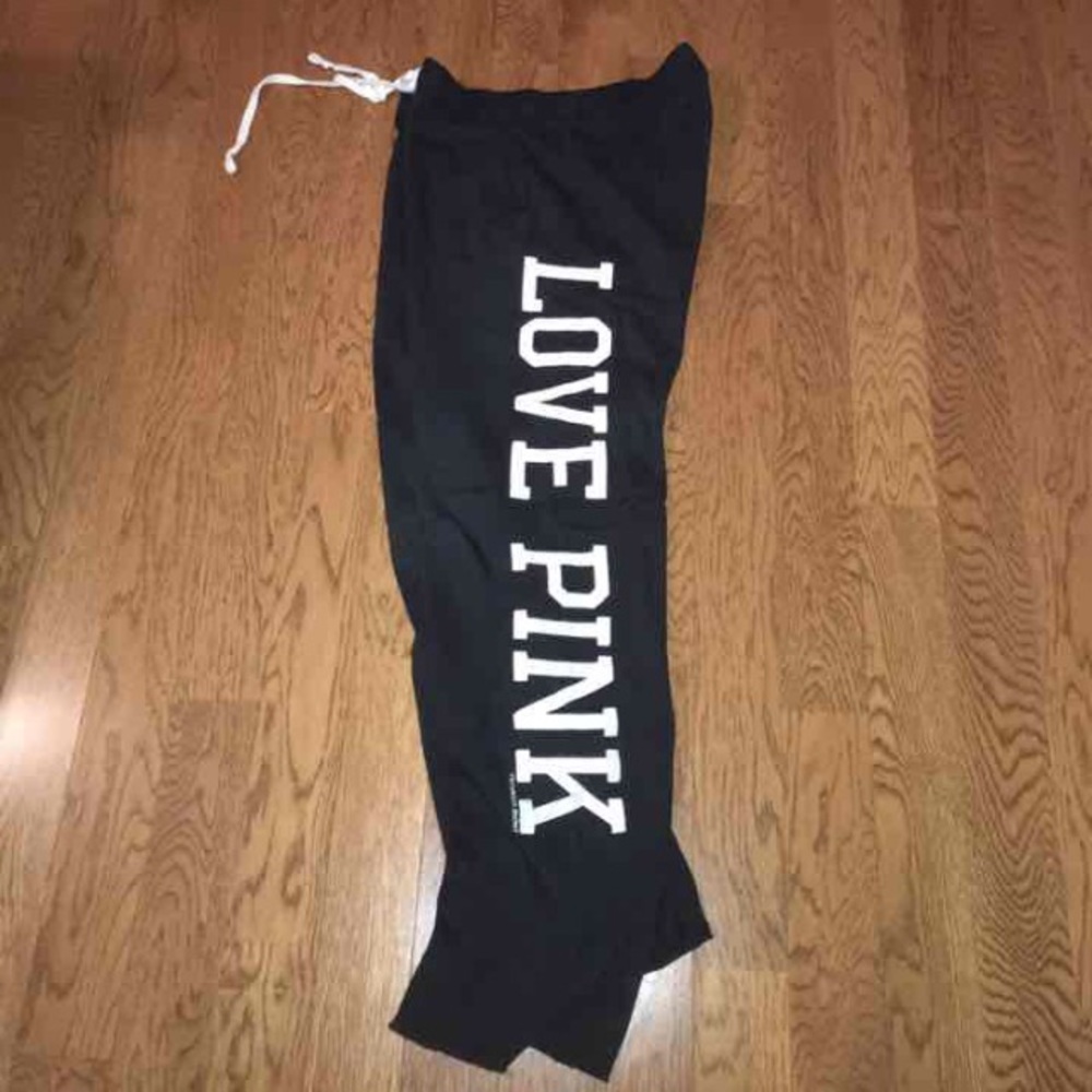 ISO these sweatpants! any size!